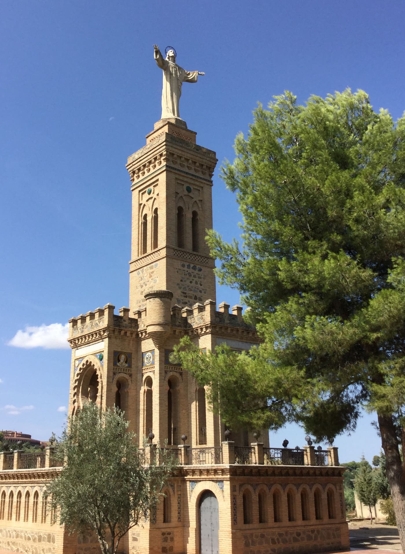 Monumento al Corazón de Jesús