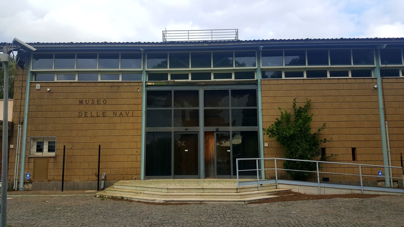 Museo delle navi romane