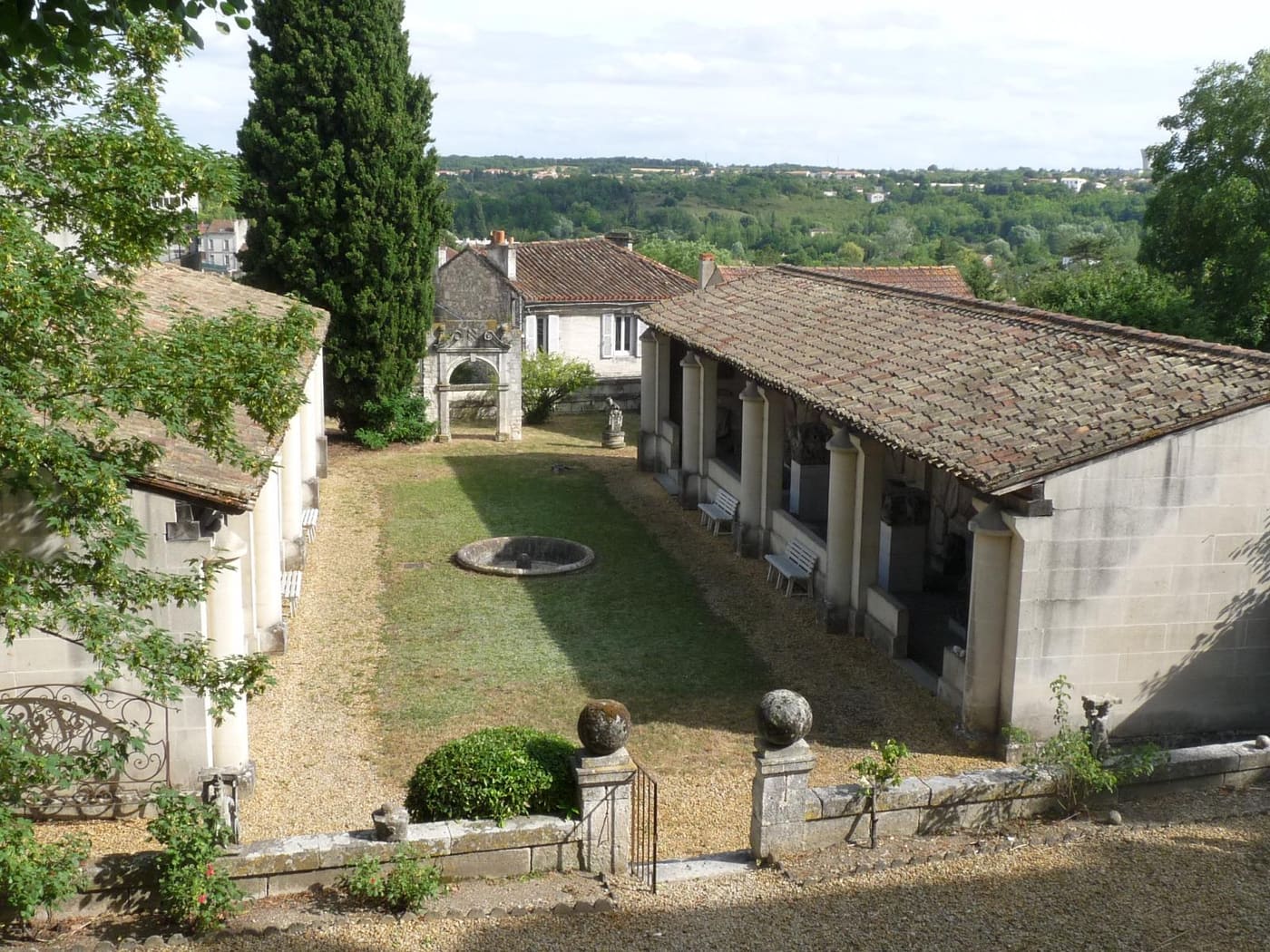 Société archéologique et historique de la Charente. Musée
