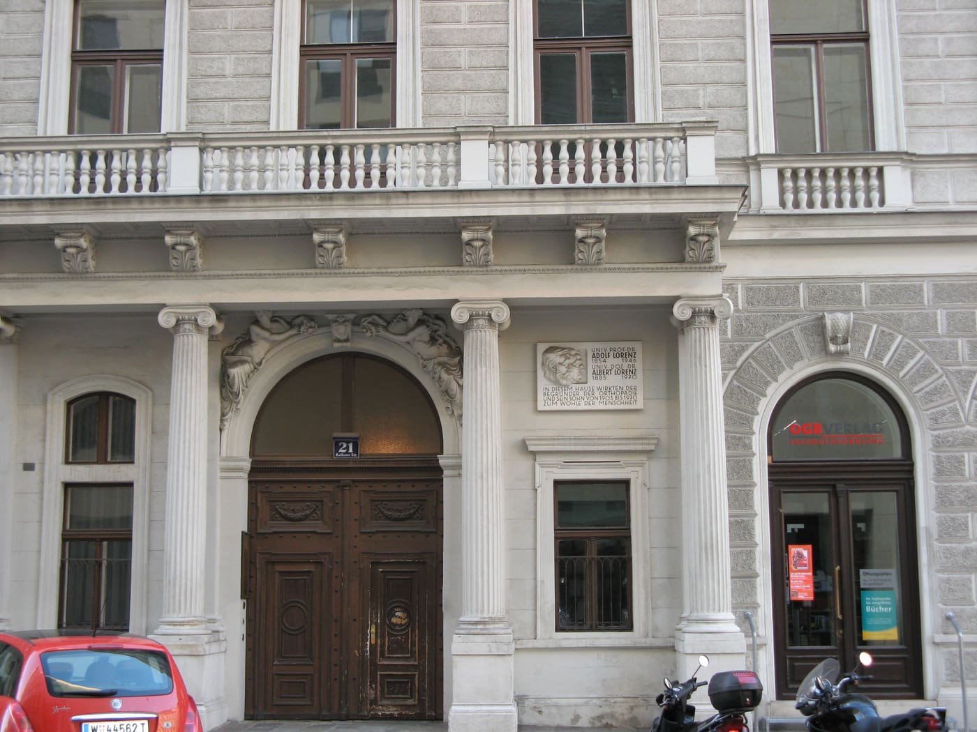 Adolf and Albert Lorenz Memorial, Vienna