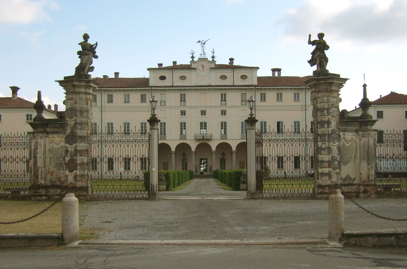 Villa Litta Carini