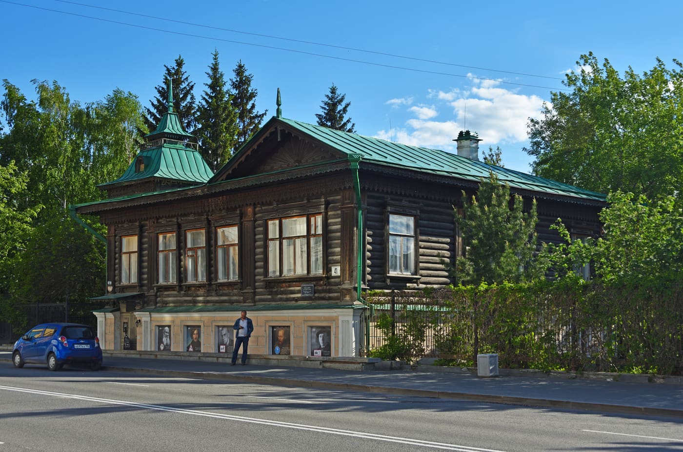 Tolmachyov street 41