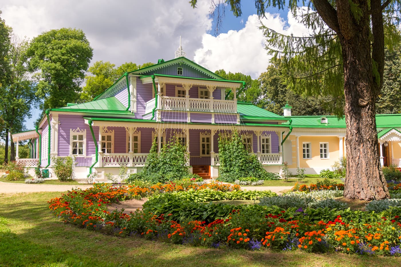 Spasskoye-Lutovinovo