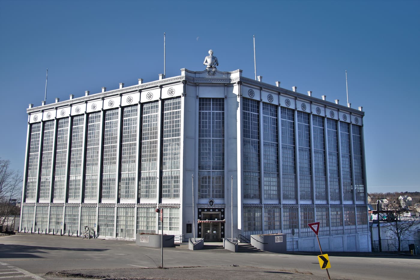 Higgins Armory Building