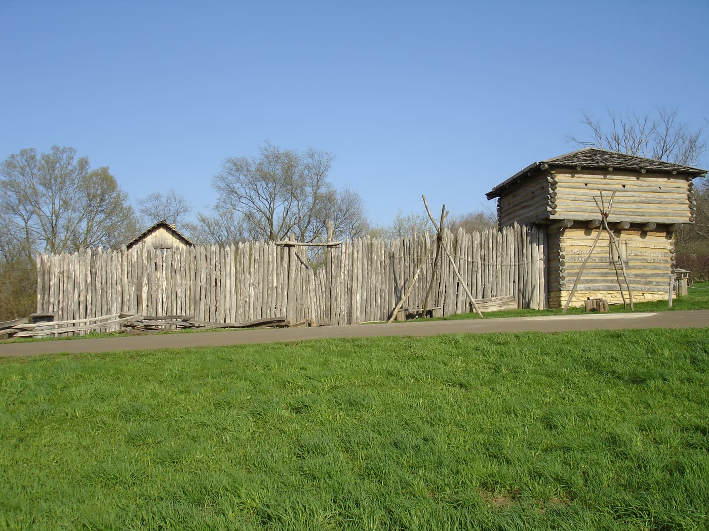 Apple River Fort