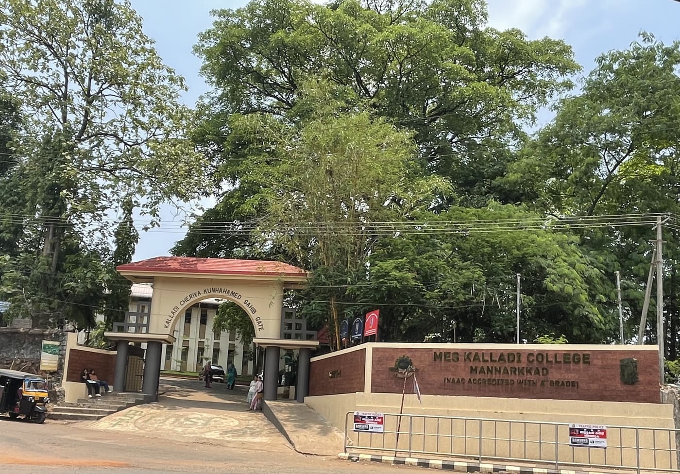 MES Kalladi College