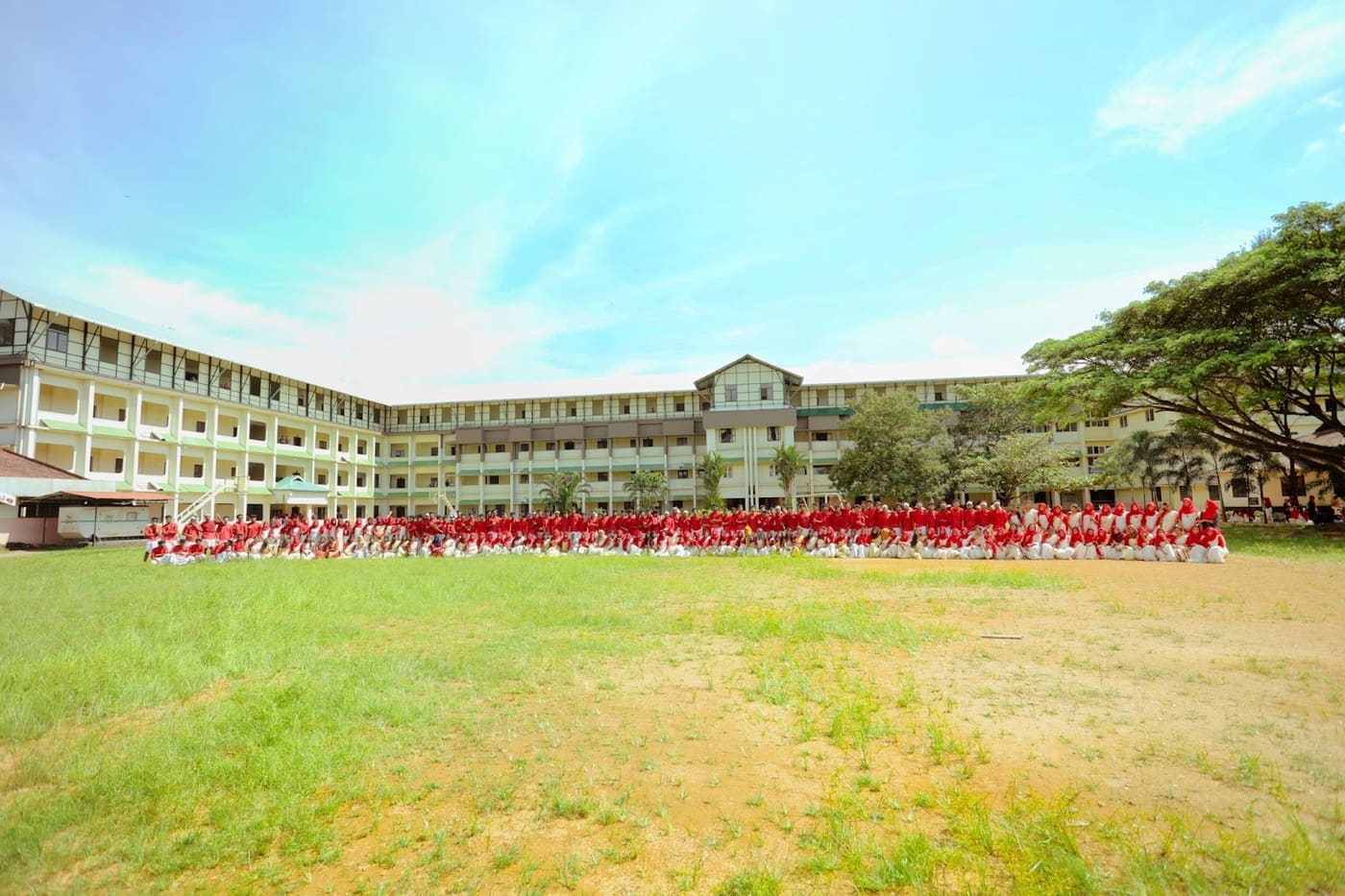 MES Keveeyam College, Valanchery