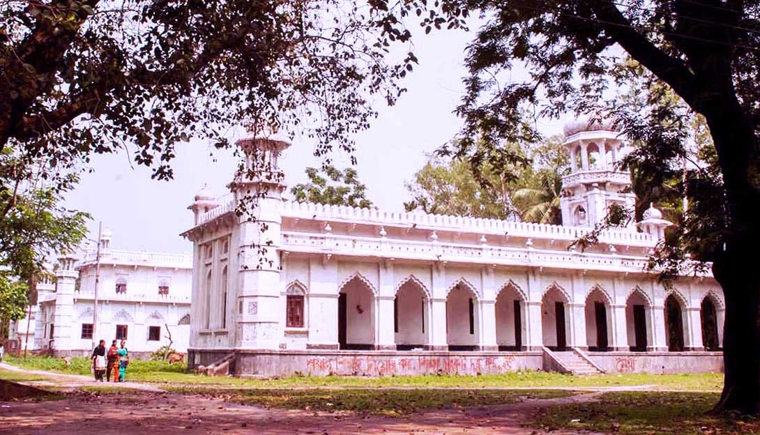 Carmichael College