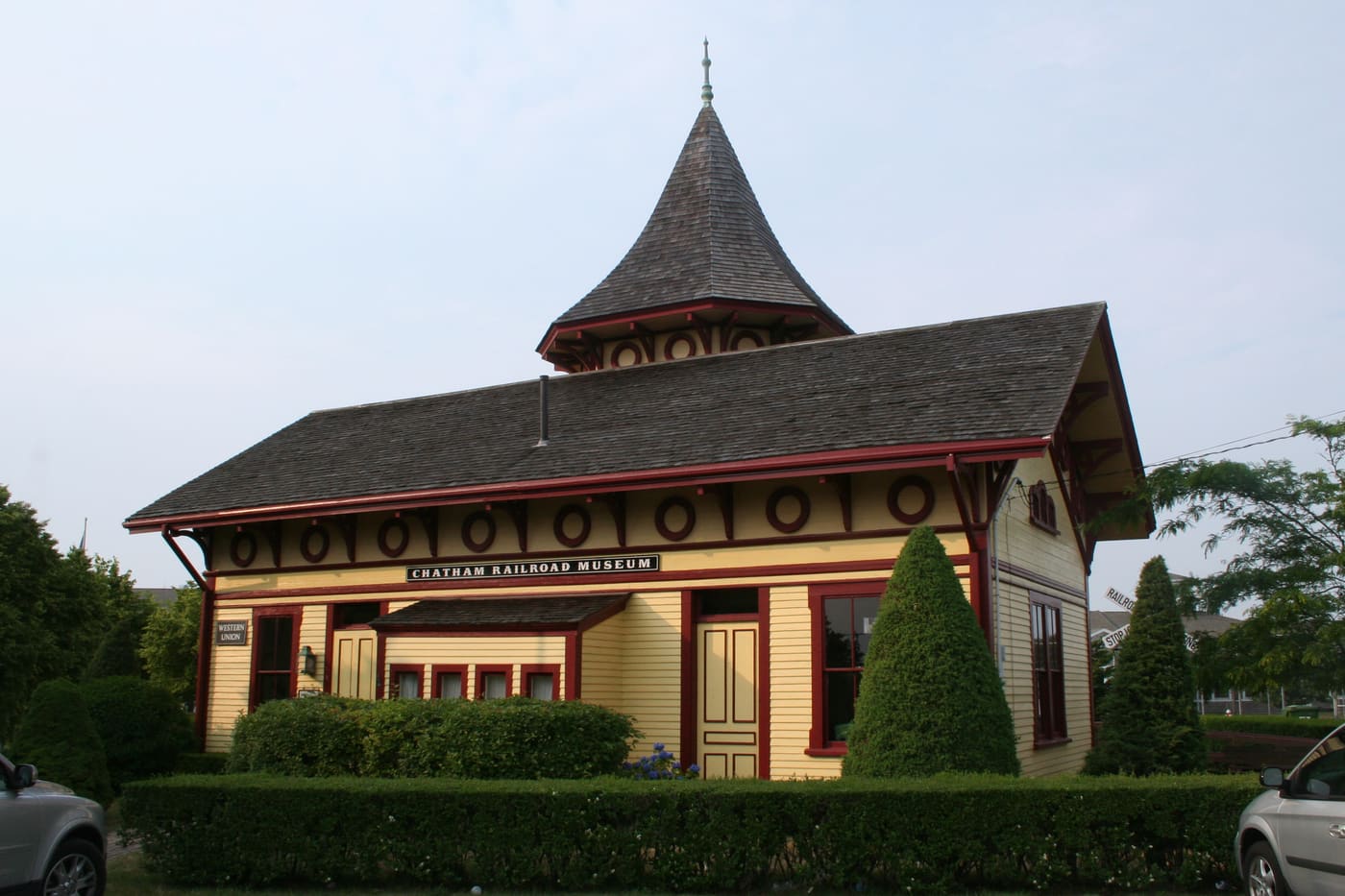 Chatham station