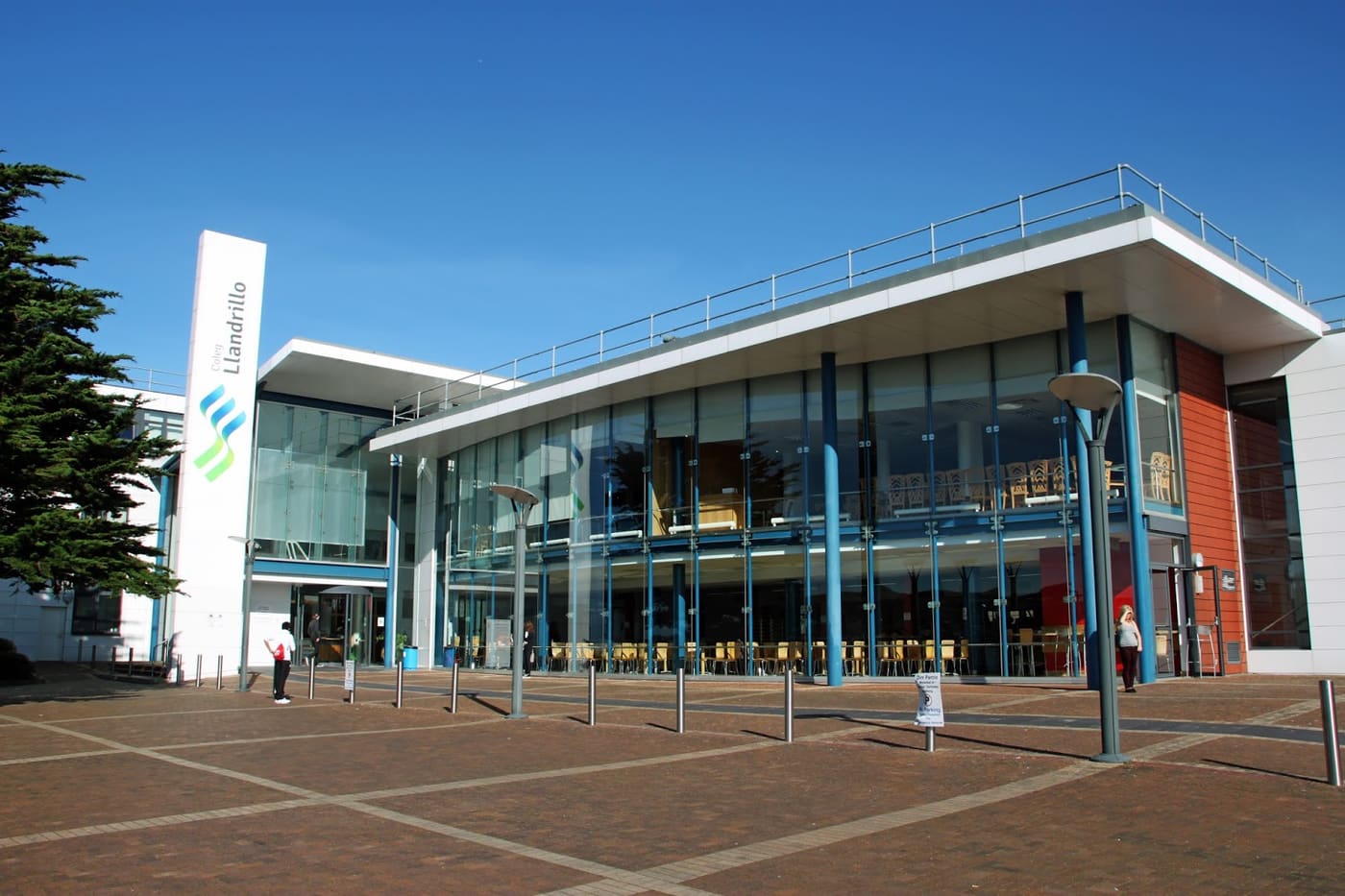 Coleg Llandrillo
