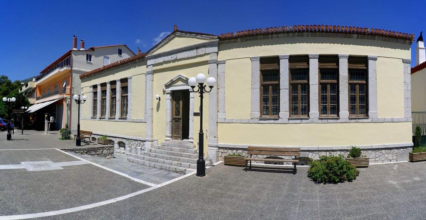 Distomo archaeological collection