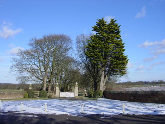 Thornton Manor Park and Garden