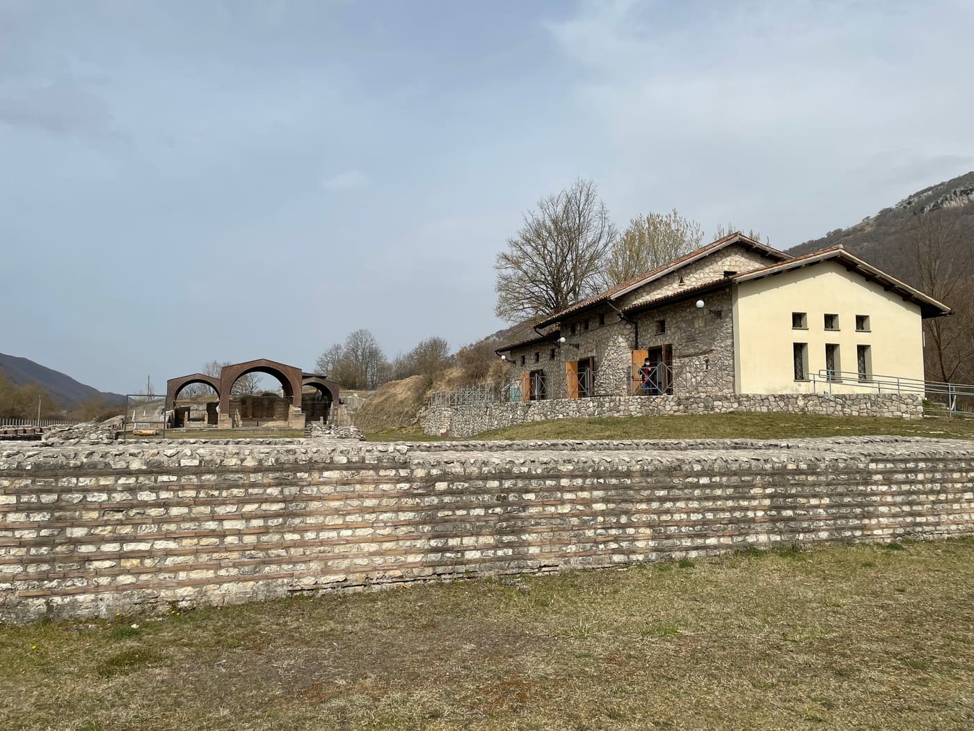 Museo civico archeologico "Villa di Traiano"