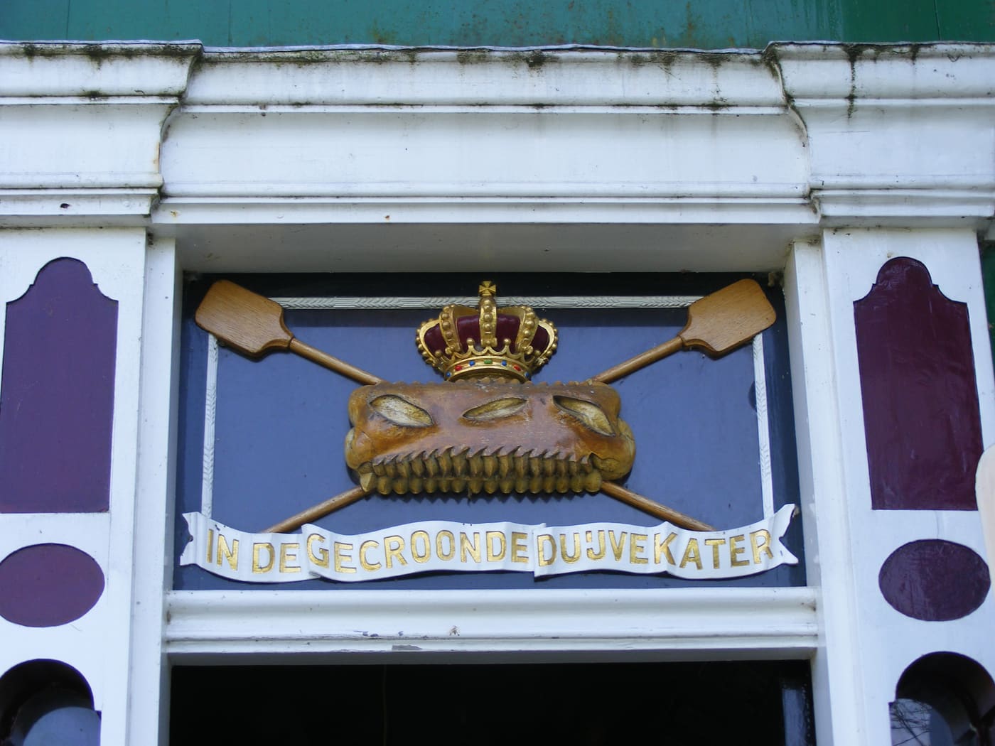 In de Gecroonde Duyvekater