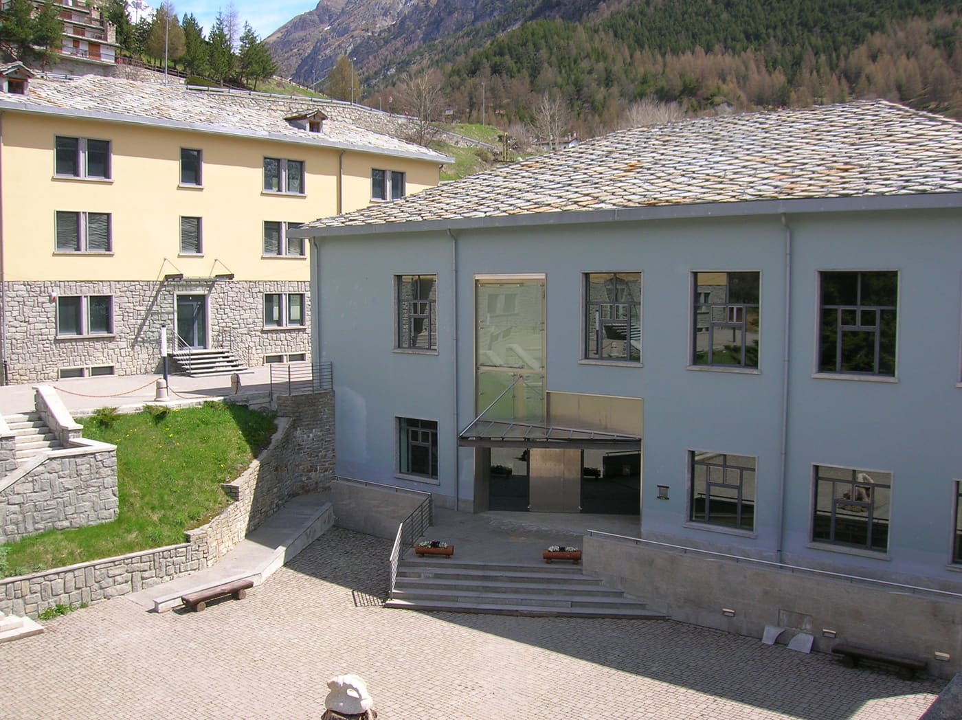 Mining village and Alpinart exhibition center