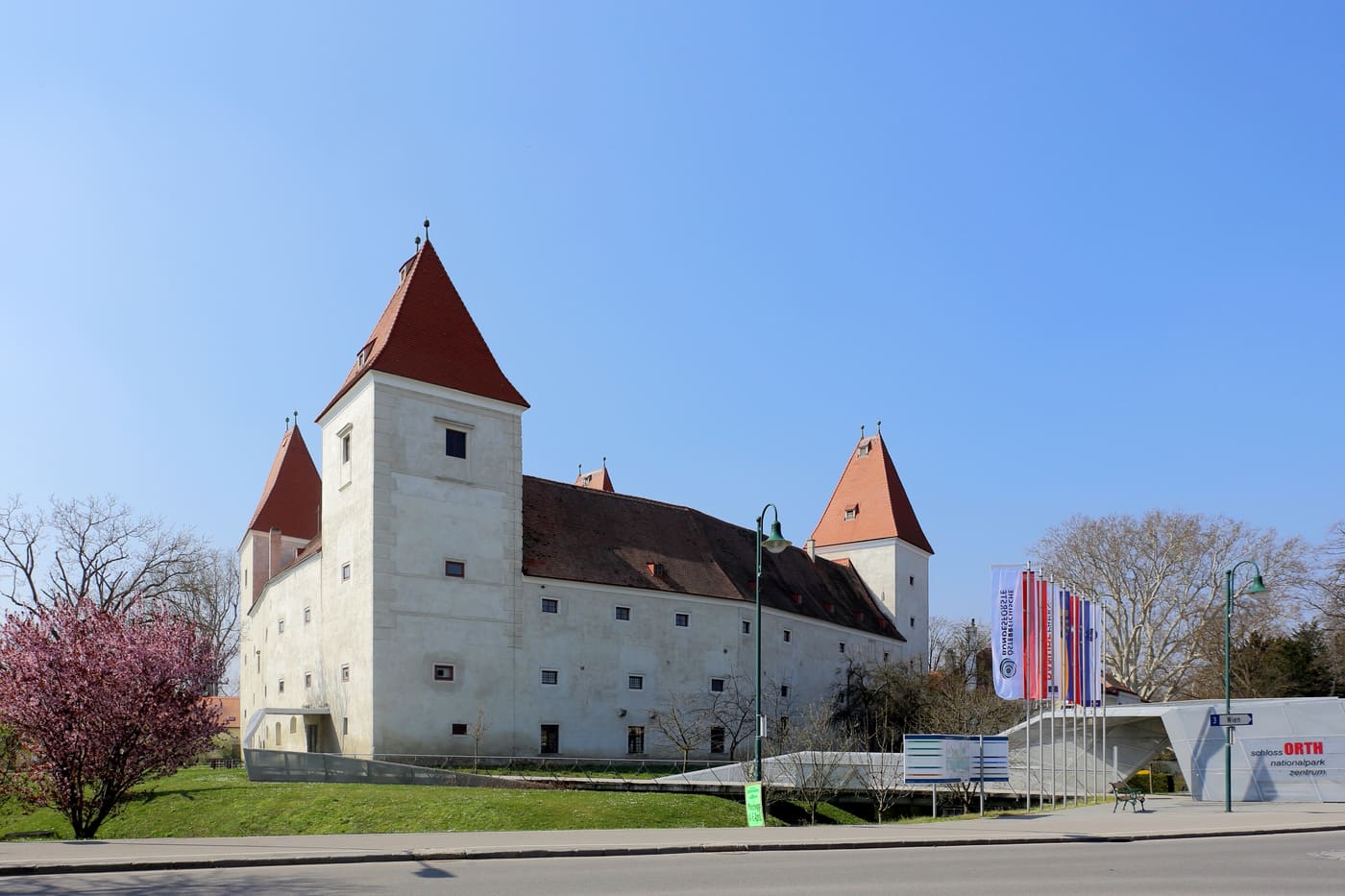 Schloss Orth - Altes Schloss
