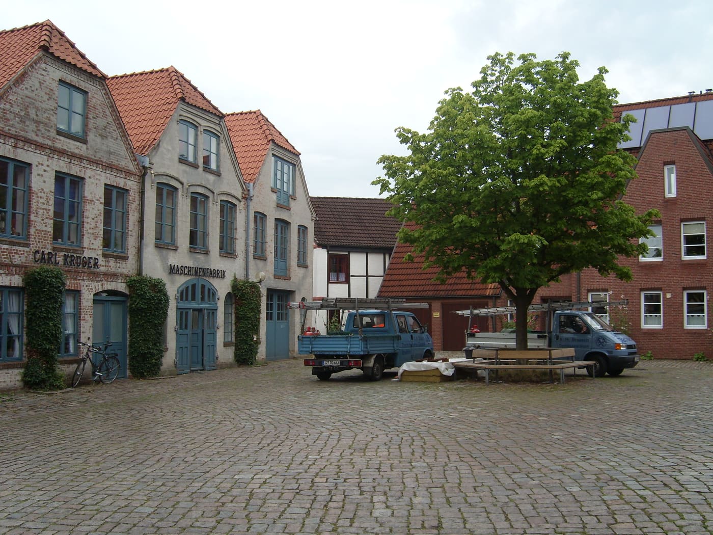 Burg 3 – 9