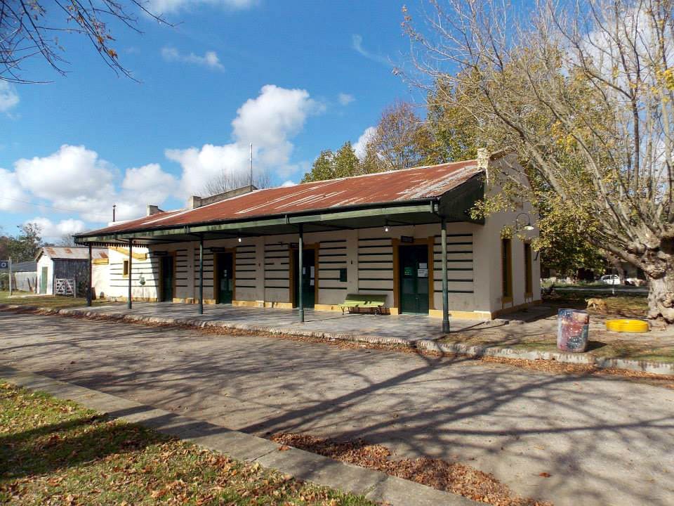 Bartolomé Bavio train station