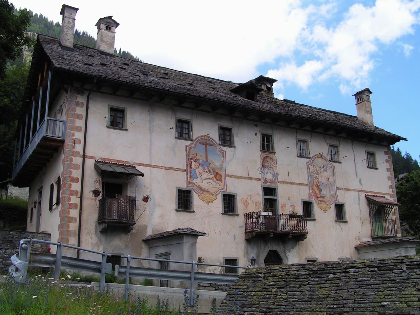 Pedrazzini Houses