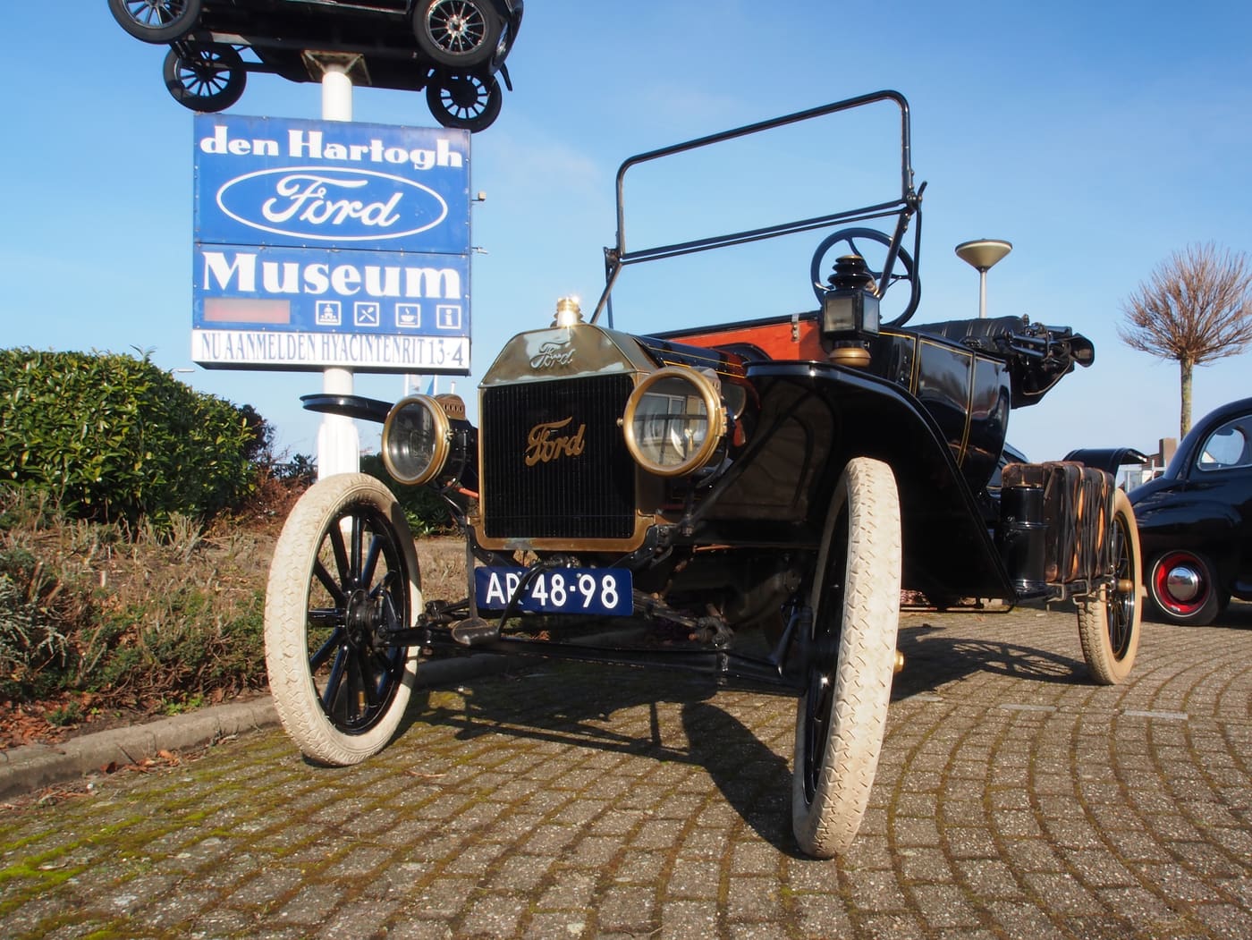 Den Hartogh Ford Museum