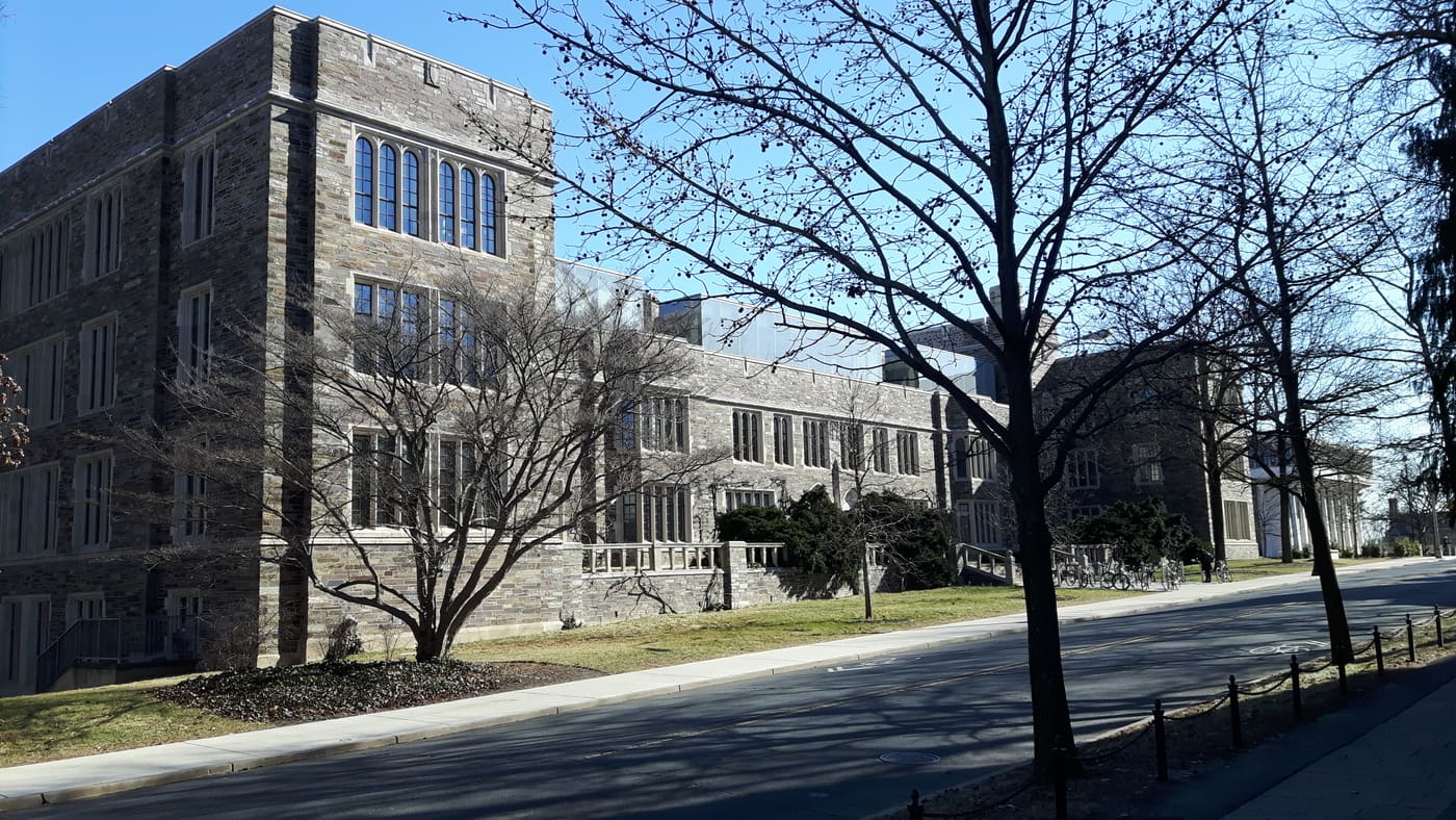 Julis-Rabinowitz Center for Public Policy and Finance