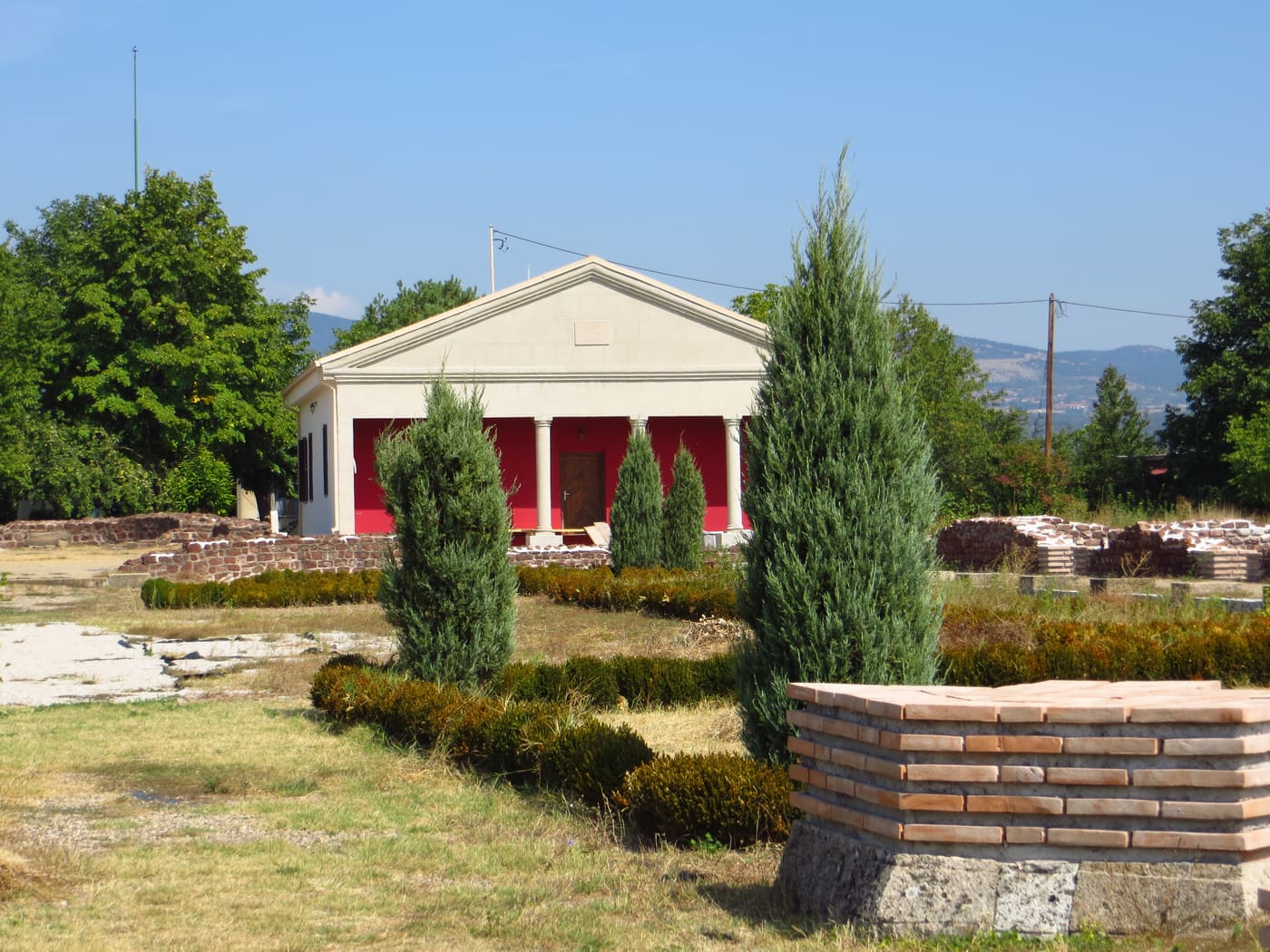 Museum building at the archaeological site of Mediјana