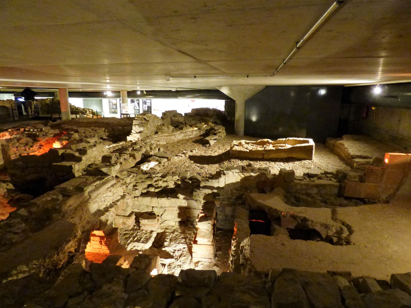 Roman thermae in Campo Valdés