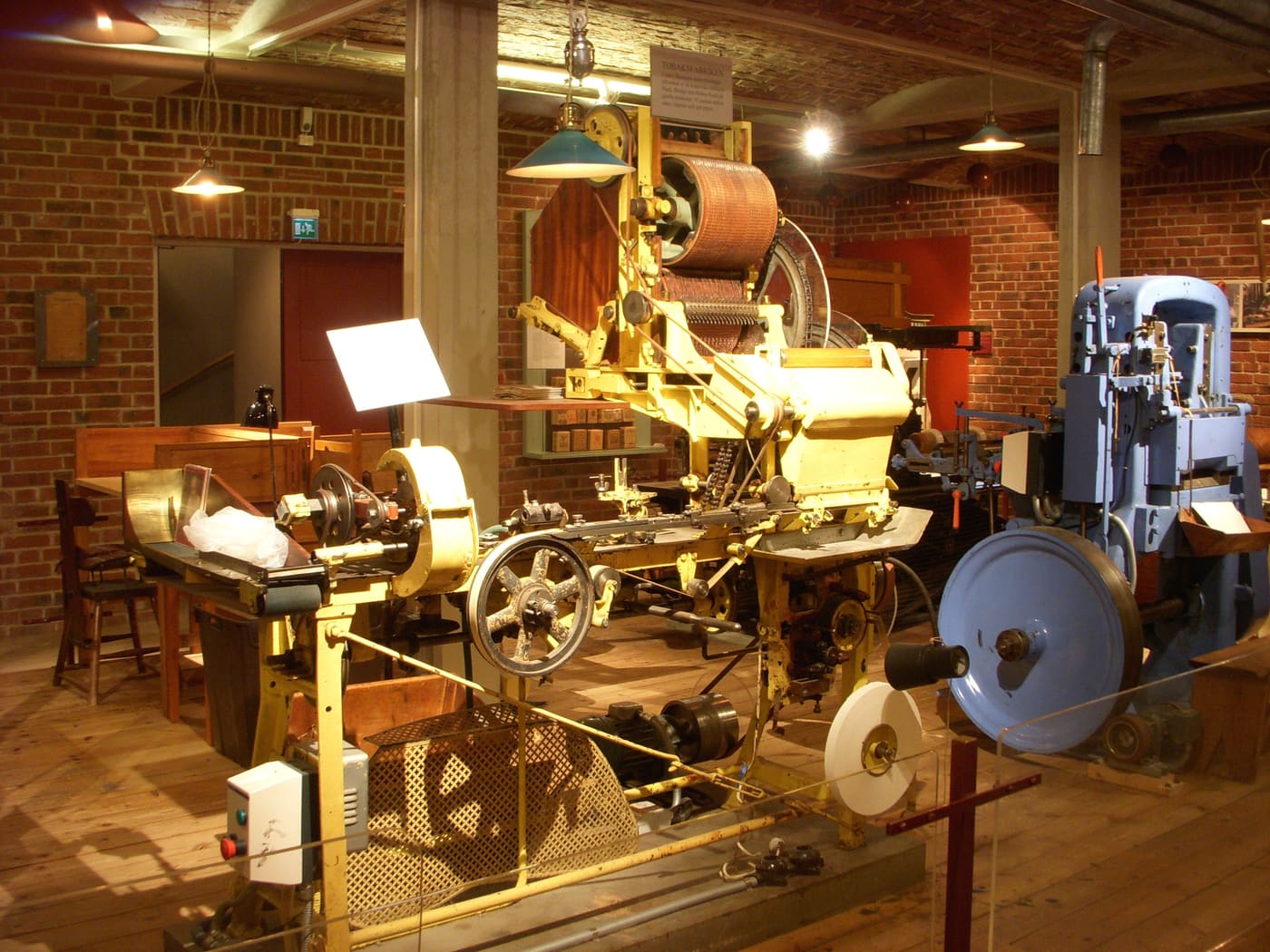 Snus and match museum