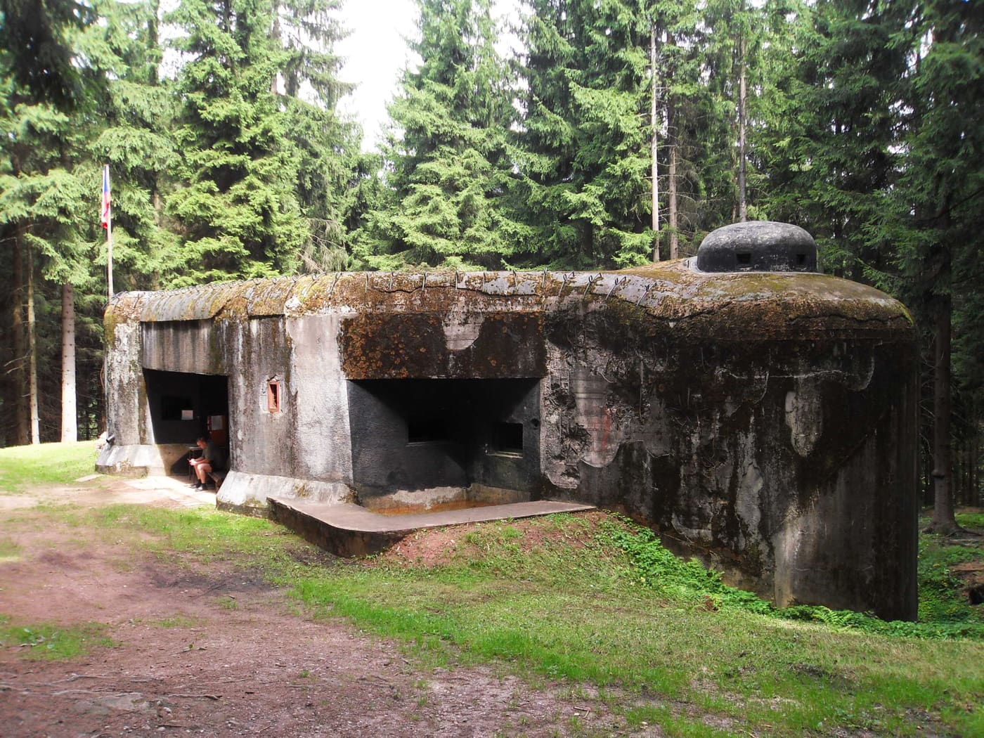 T-S 26 Nad rybníkem casemate