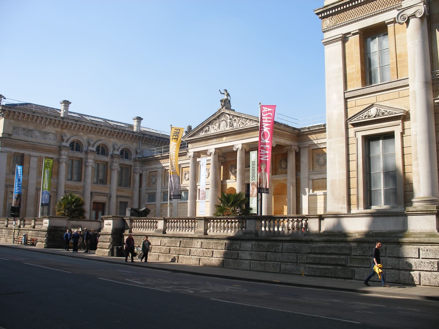The Taylor Institute, The Ashmolean Museum, and 41 Beaumont Street