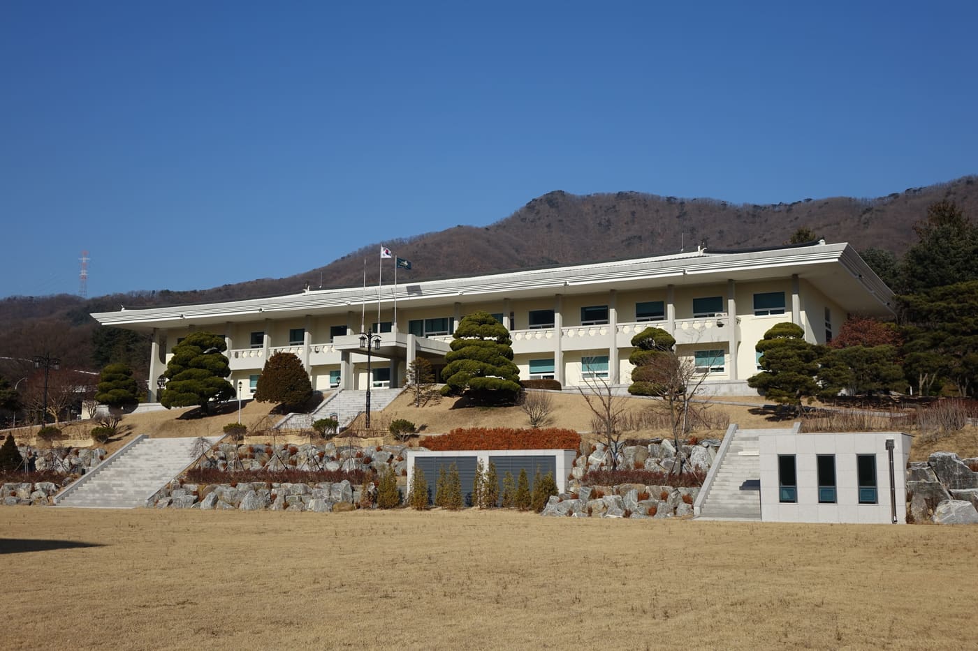 Academy of Korean Studies