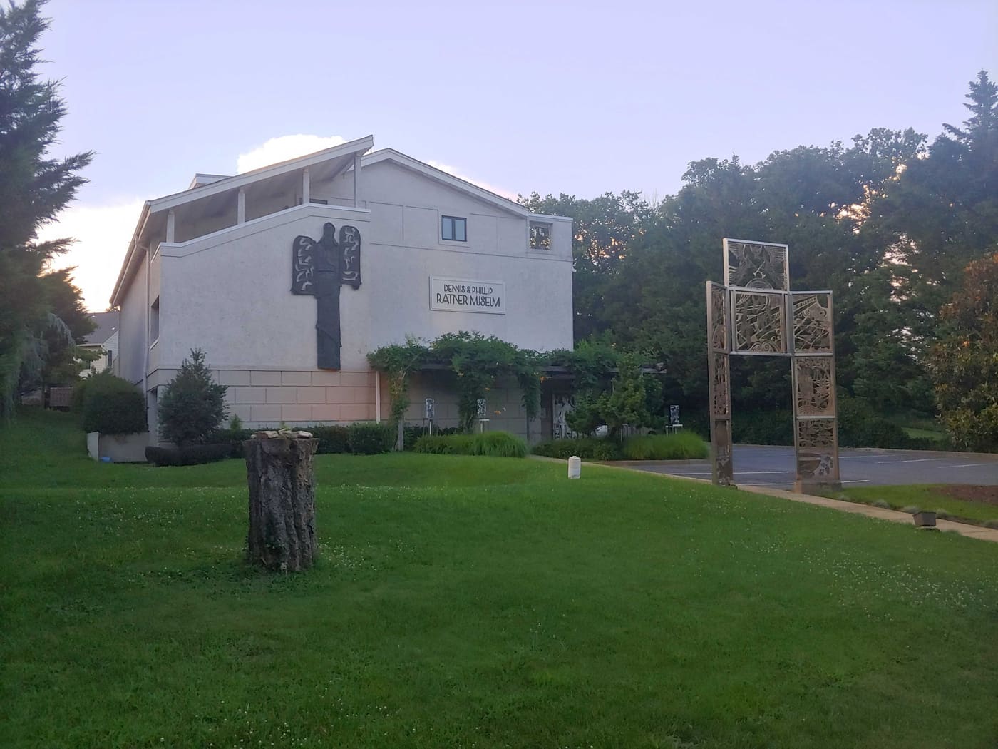 The Ratner Museum