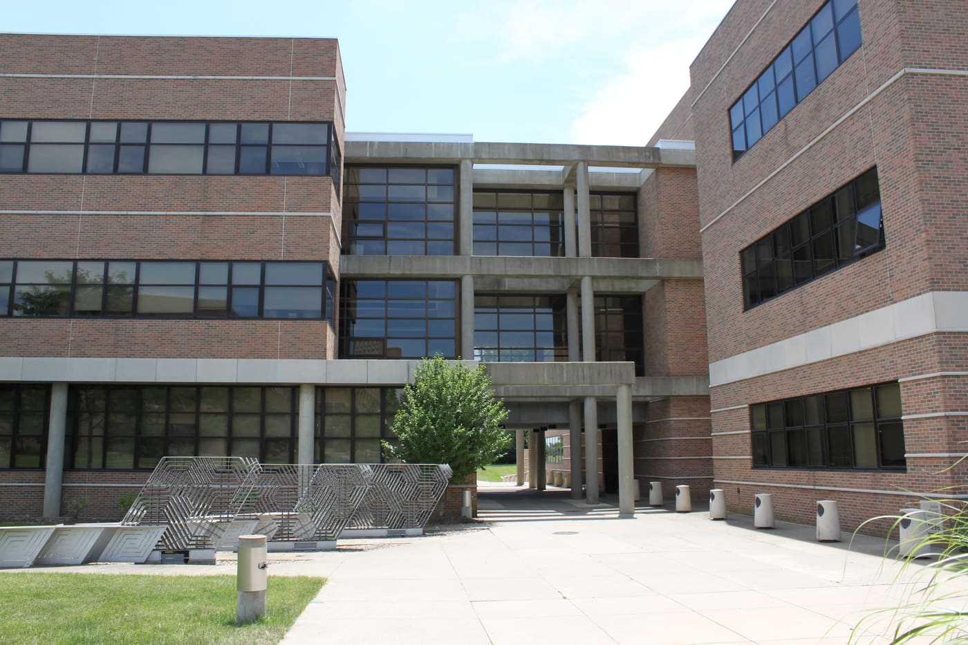 Liquid Crystal Institute