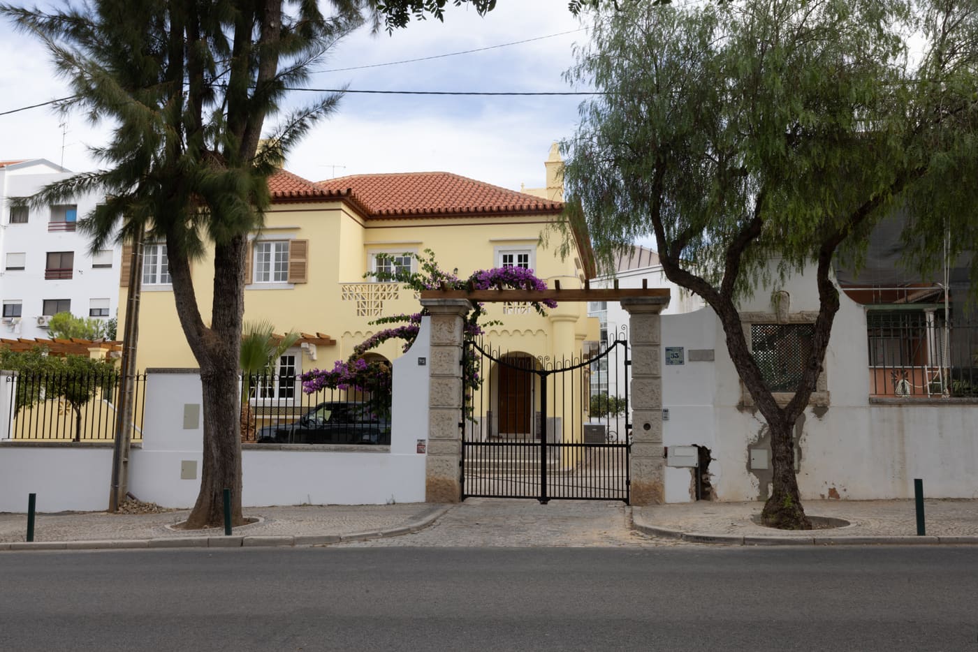 Edifícios designados "Casas Raul Lino"