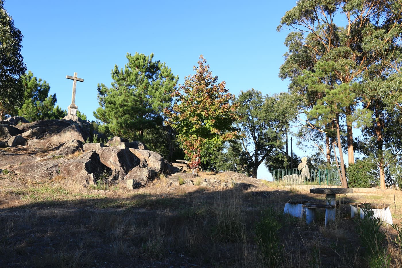 Conjunto constituído pela Capela de São Sebastião, Capela de Nossa Senhora do Livramento e São Brás, Homem da Maça e seu Bicho, Monte de São Brás