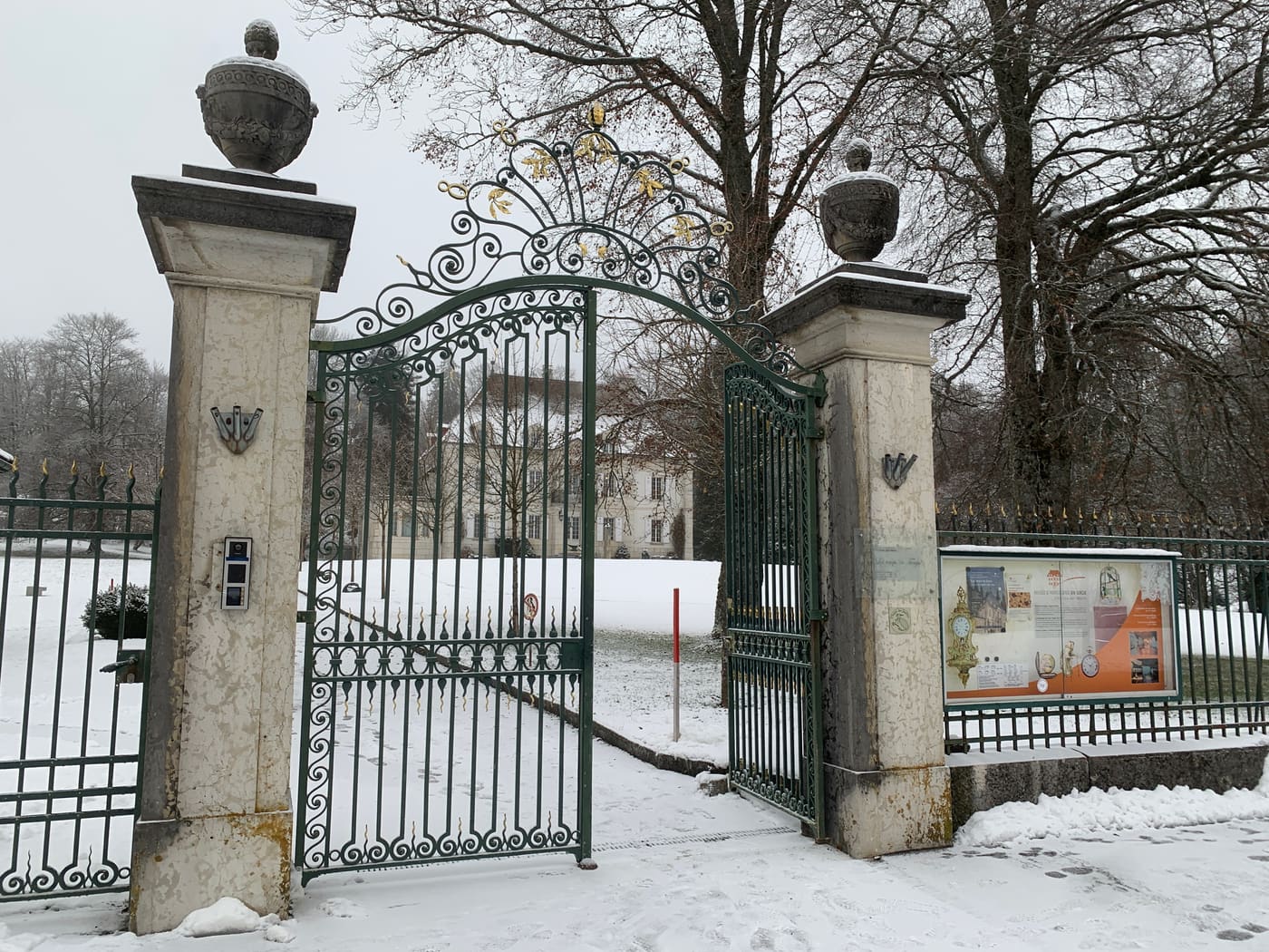 Watch museum