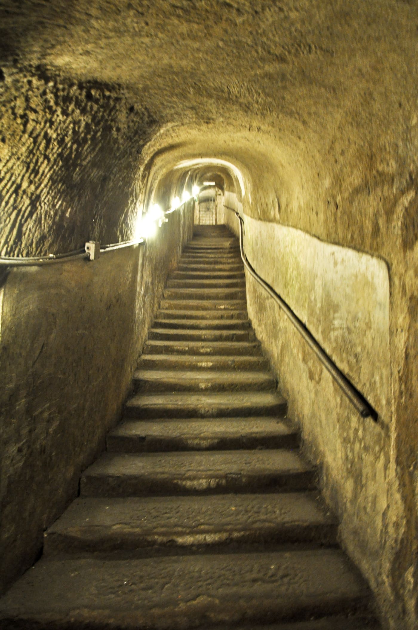 Naples underground geothermal zone