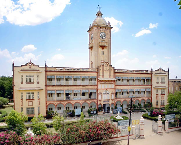 Seth Gyaniram Bansidhar Podar College