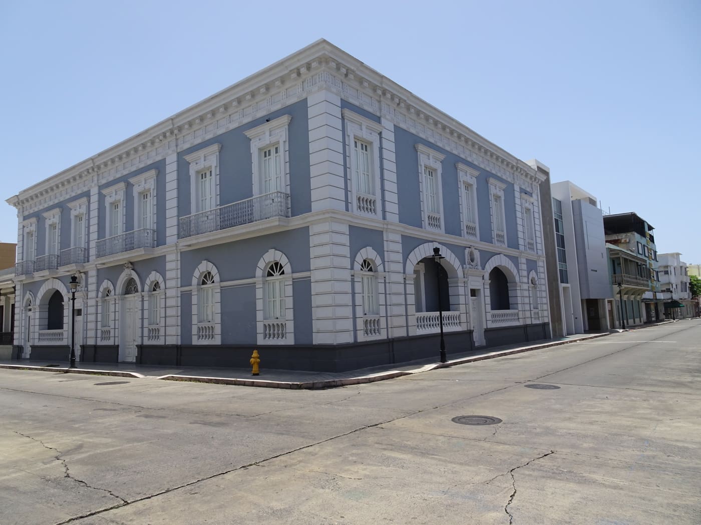 Rafael Hernández Colón Foundation Library