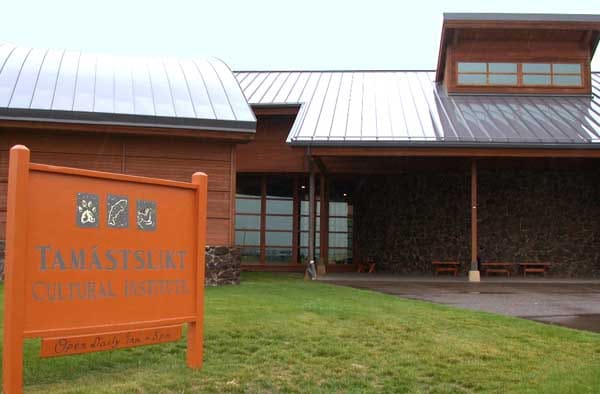 Tamástslikt Cultural Institute