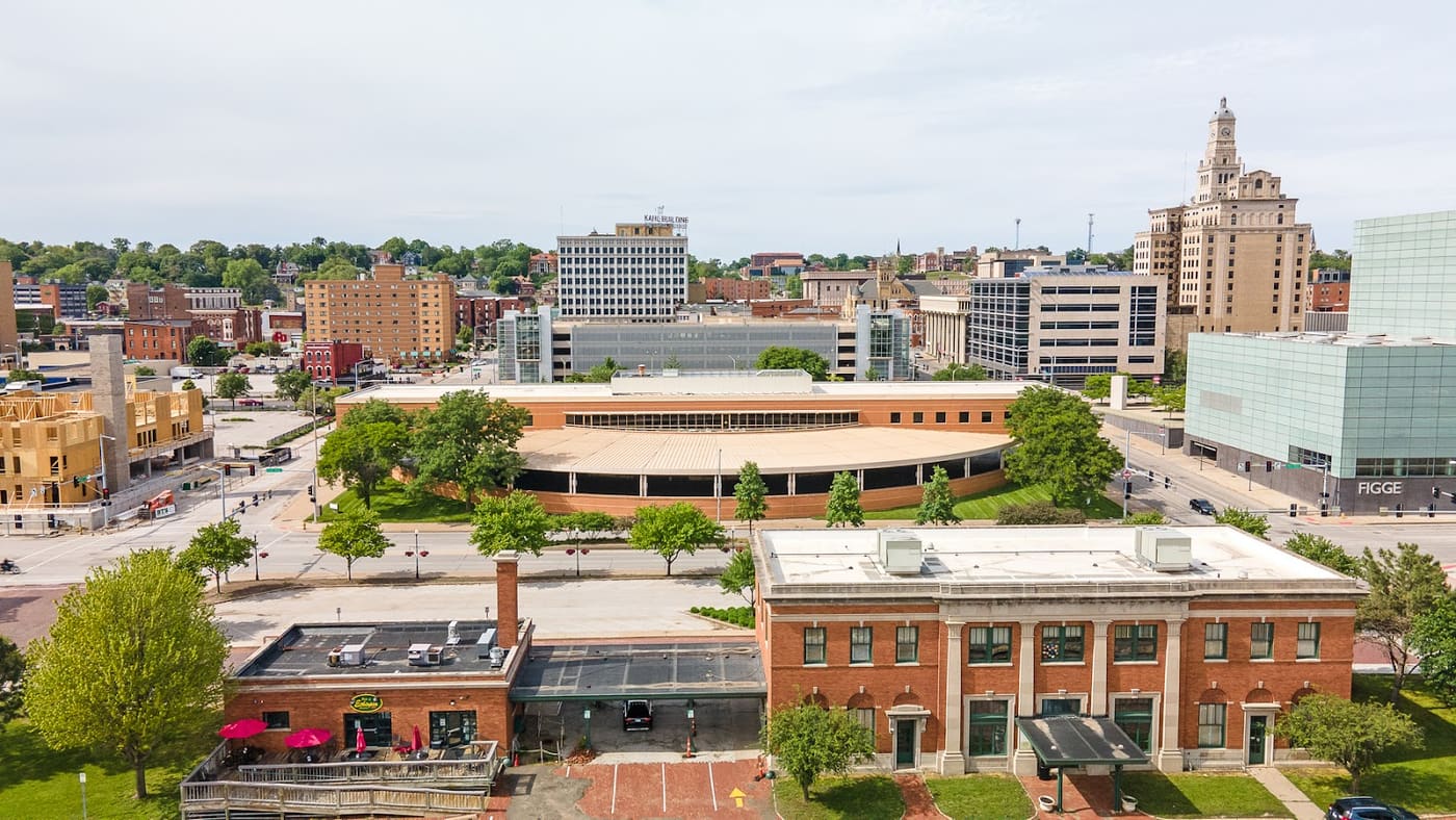 The National Center for Midwest Art and Design