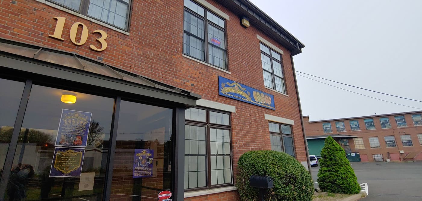 Witch's Dungeon Classic Movie Museum