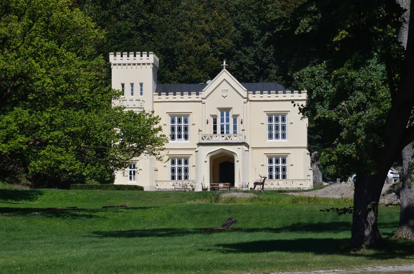 Burgruinen- und Schlossanlage Merkenstein