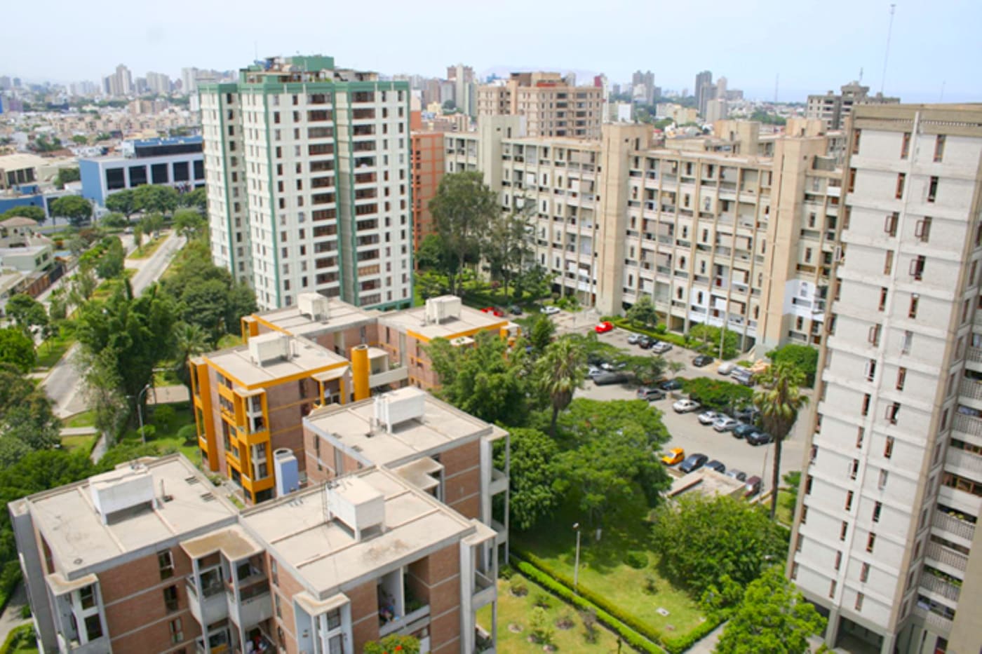 Residencial San Felipe, Lima
