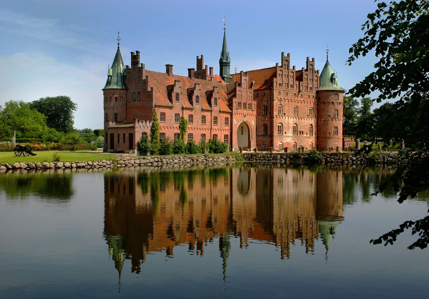 Egeskov Castle