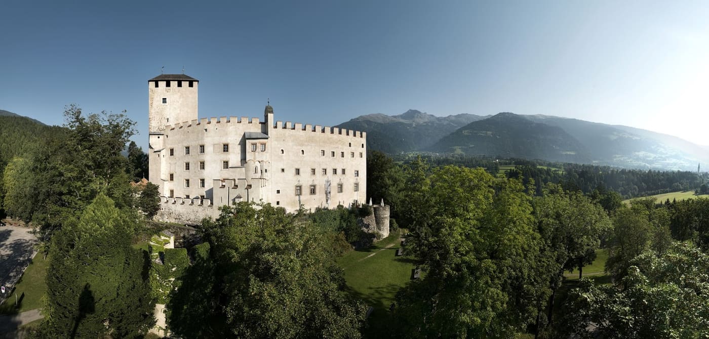 Schloss Bruck