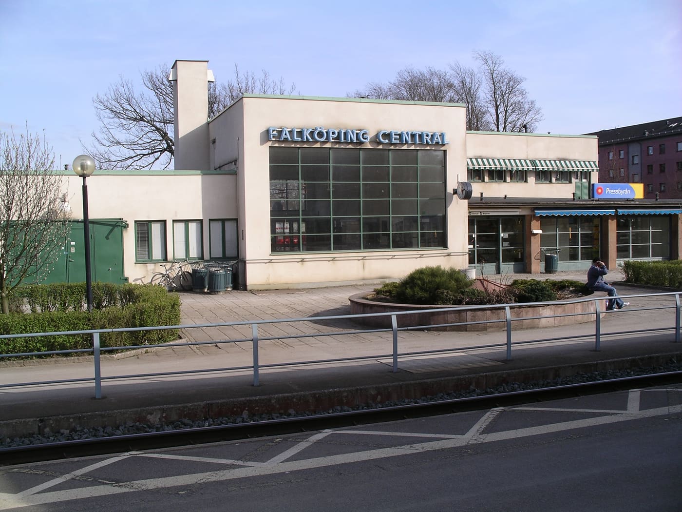 Falköping railway station