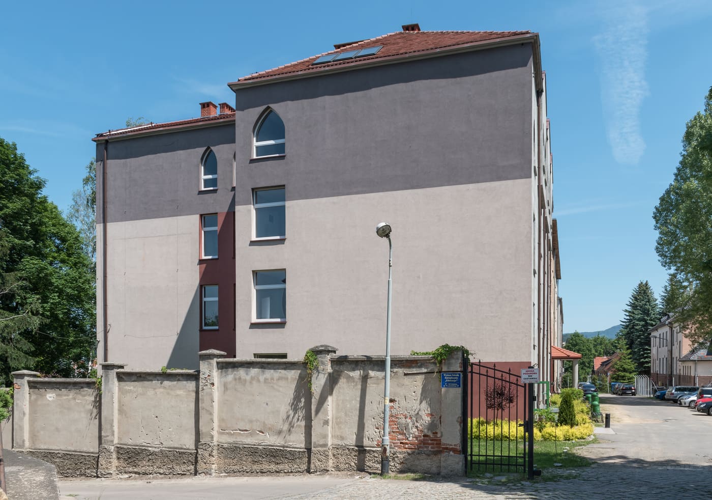 College of Management “Edukacja”