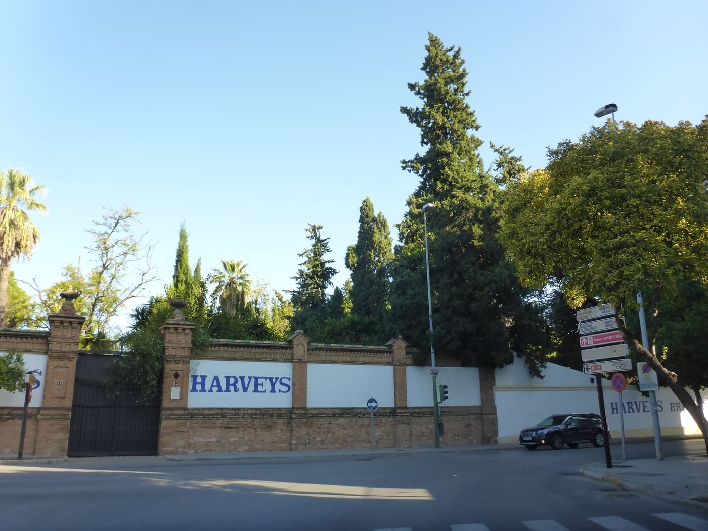 Jardines de las Bodegas John Harveys
