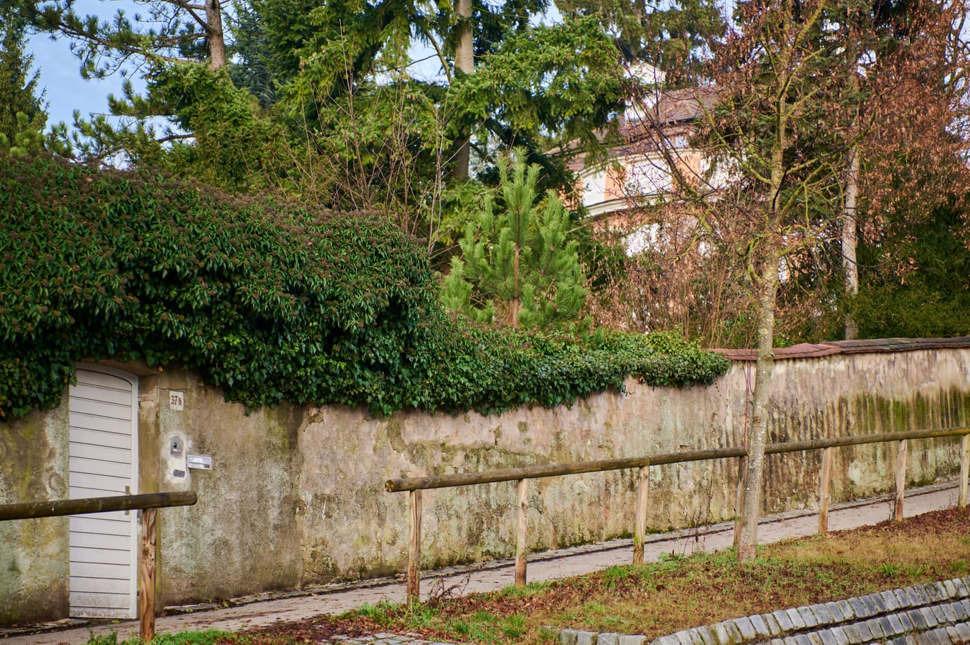Garten Schloßstraße 37b; Schloßstraße 39 in Ansbach